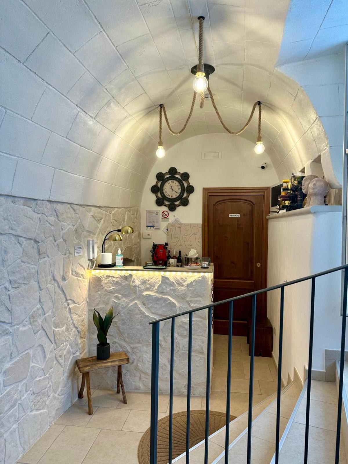Domus Santi Medici Affittacamere Massafra Buitenkant foto